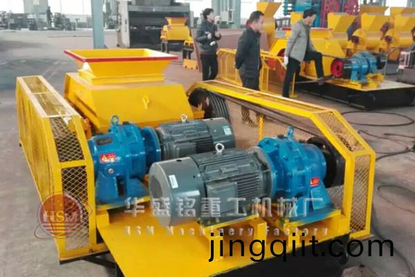 對輥破碎機髮貨(huo)