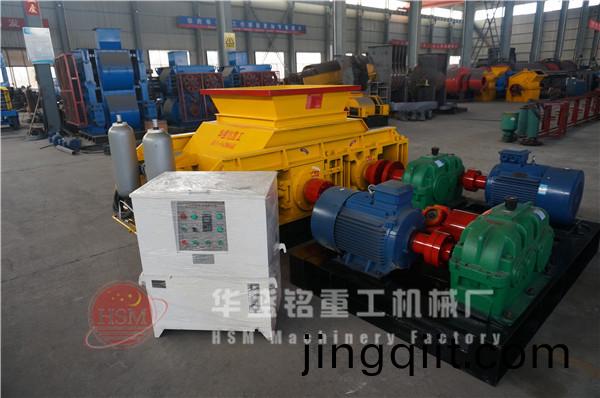 雙齒(chi)輥破碎(sui)機(ji)圖(tu)片