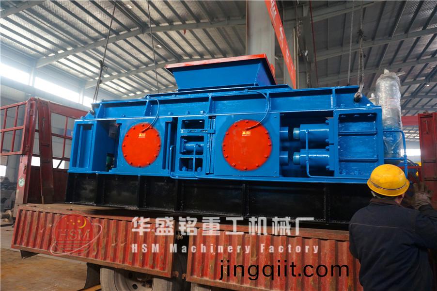 對輥破(po)碎機(ji)圖(tu)片(pian)